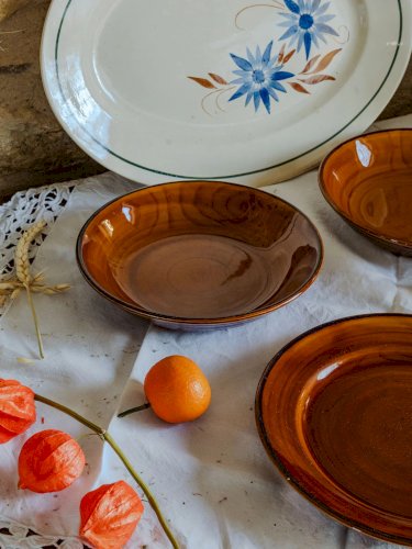 Antoinette, le service à vaisselle de 14 pièces N°230