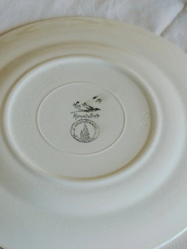 Antoinette, l'ensemble de 11 assiettes plates en faïence N°226