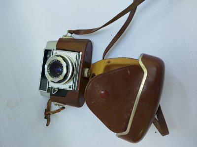 Old camera, Agfa color apotar 1:2.8 / 45 Optima III Compur