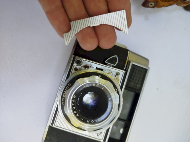Appareil photo ancien, Agfa color apotar  1 : 2.8 / 45 Optima III Compur 