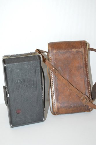 -APPAREIL PHOTO ANCIEN ZEISS IKON DERVAL & sacoche cuir & déclencheur collection