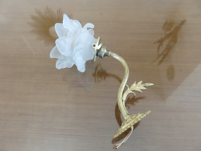 APPLIQUE ART DECO EN BRONZE ET TULIPE EN FORME DE ROSE ANNEES 30 40