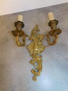 APPLIQUE EN BRONZE DE STYLE LOUIS XV