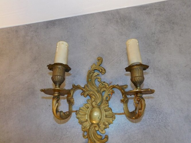 APPLIQUE EN BRONZE DE STYLE LOUIS XV