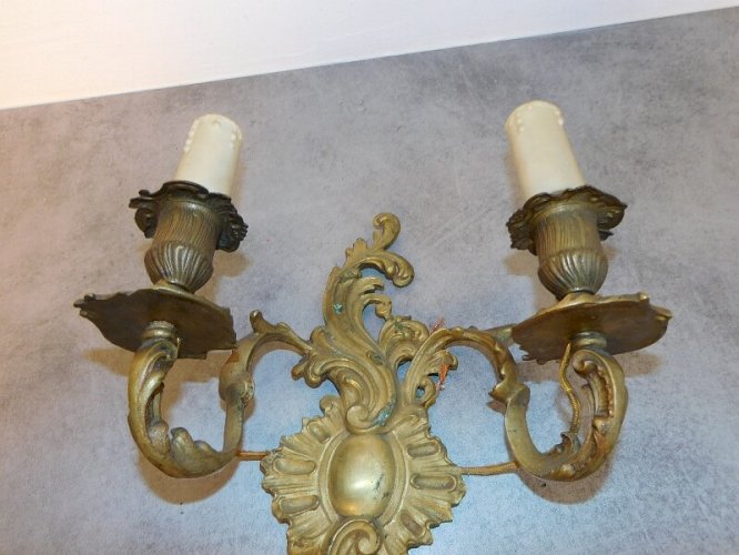 APPLIQUE EN BRONZE DE STYLE LOUIS XV