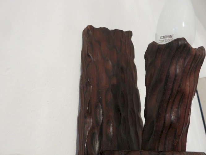 APPLIQUE FLAMBEAU EN BOIS MASSIF TAILLE A LA GOUGE ANNEES 40 50 - MAROLLES