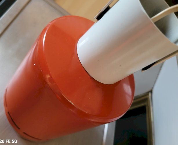 Applique Lita en métal laqué orange 1960's 1970's