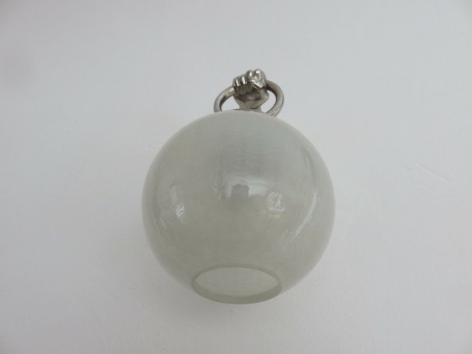 APPLIQUE MAIN ART DECO EN BRONZE ARGENTE ET VERRE ASPECT CRAQUELE ANNEES 30 40 
