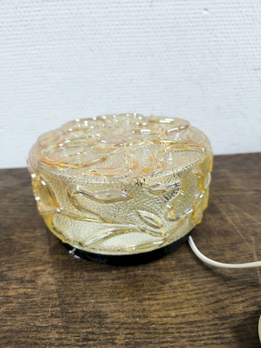 Applique ronde vintage en verre ambré, décor de fleurs