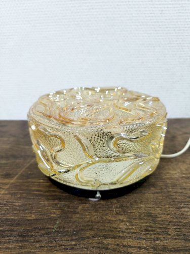 Applique ronde vintage en verre ambré, décor de fleurs