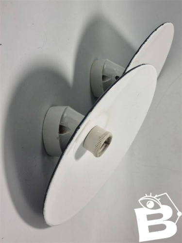 Appliques murales en tôle émaillée