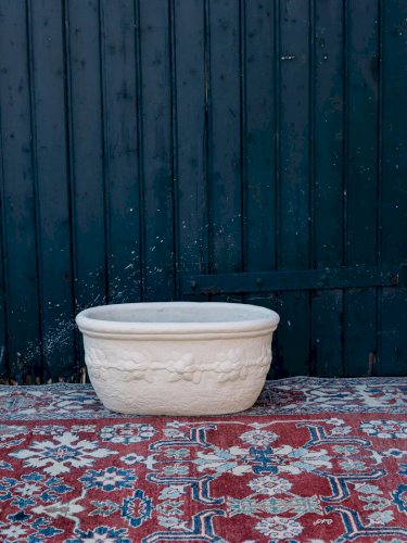 Ariel, la jardinière en pierre N°387