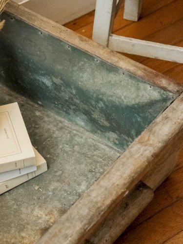 Ariel, le grand porte-plante en zinc et bois N°476