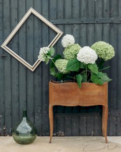 Ariel, the wooden plant holder No. 469