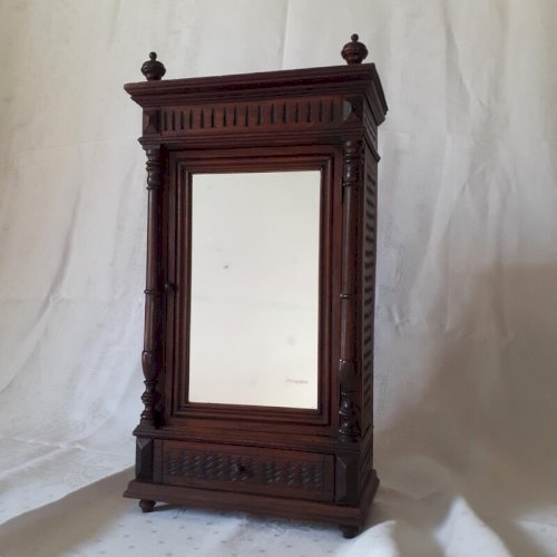 Armoire de poupée ancienne, miroir, à colonnes détachées