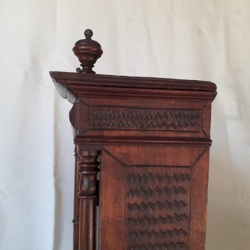 Armoire de poupée ancienne, miroir, à colonnes détachées