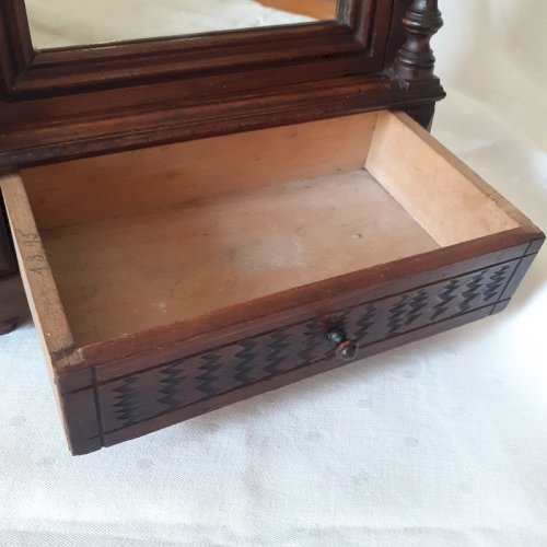 Armoire de poupée ancienne, miroir, à colonnes détachées