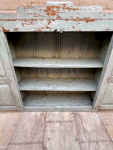 Armoire en teck birman avec patine dorigine