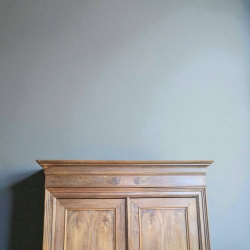 Armoire Louis Philippe en noyer