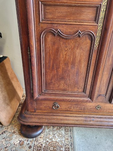 ARMOIRE LOUIS XIV EN CHENE DU XVIII ème SIECLE