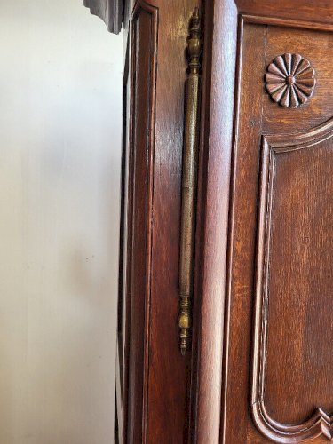 ARMOIRE LOUIS XIV EN CHENE DU XVIII ème SIECLE