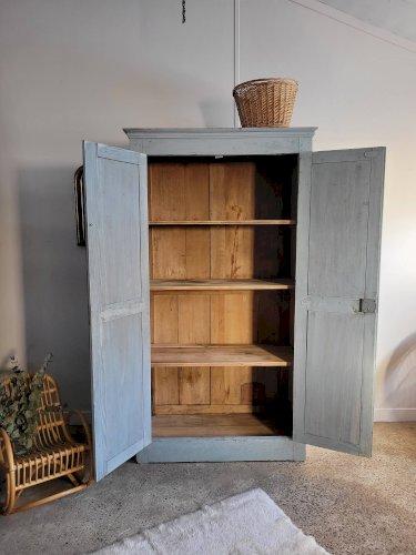 Armoire Parisienne patinée