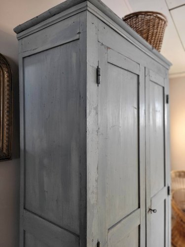 Armoire Parisienne patinée