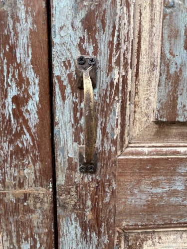 armoire rajasthanaise en teck birman avec patine dorigine