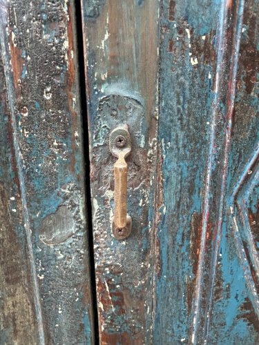 armoire rajasthanaise en teck birman avec patine dorigine