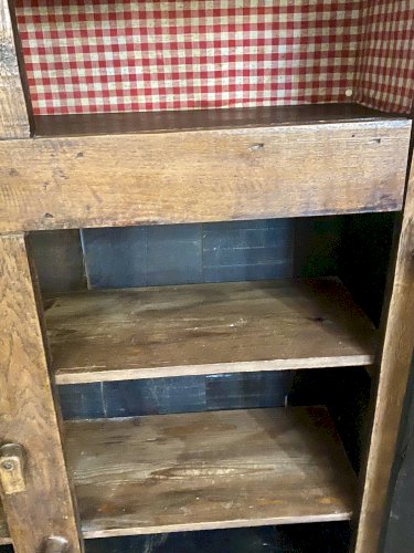 Armoire rustique Wabi-Sabi en hêtre massif.