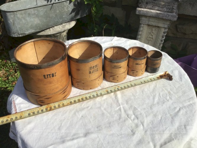 art populaire 5 mesures bois  L - 1/2L  double décilitre COBROT PAR