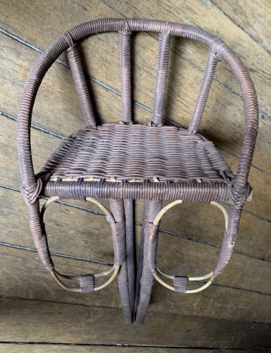 art populaire ancien porte enfant bébé osier rotin Indochine Chine