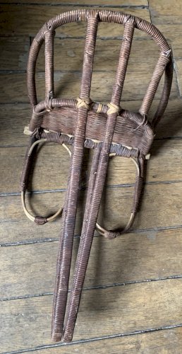 art populaire ancien porte enfant bébé osier rotin Indochine Chine