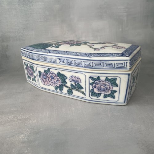 ASIE CHINE grande boite coffret vintage décor fleurs floral et oiseaux