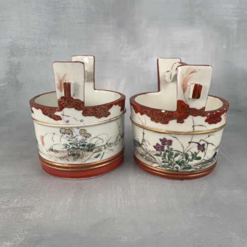 ASIE JAPON paire de panier seau à eau porcelaine decor d'insectes vegetaux signé