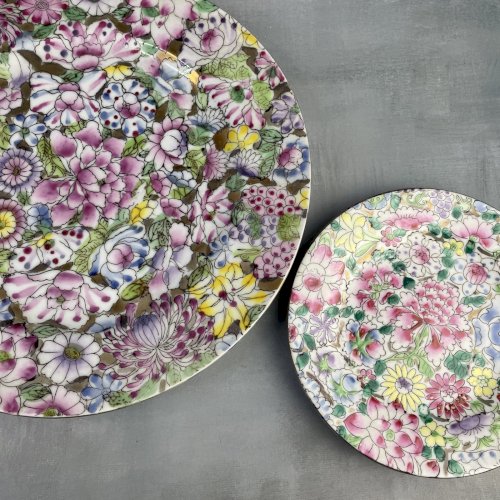 ASIE Macau 2 assiettes en porcelaine chinoise / Chine décor floral ~26.5 & 15 cm