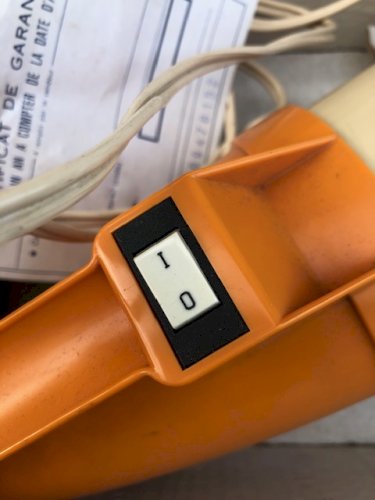 ASPIRATEUR DE VOITURE VINTAGE MOULINEX