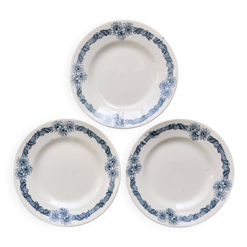 Assiette à dessert ancienne terre de fer Longchamp modèle Denise