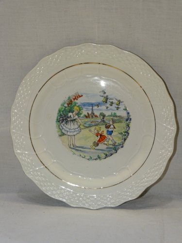 -ASSIETTE A DESSERT CERAMIQUE MOULIN DES LOUPS HAMAGE ANCIENNE MOIS d'AVRIL   D