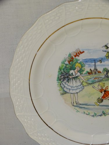 -ASSIETTE A DESSERT CERAMIQUE MOULIN DES LOUPS HAMAGE ANCIENNE MOIS d'AVRIL   D