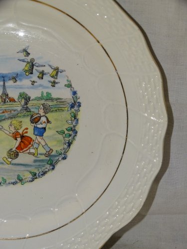 -ASSIETTE A DESSERT CERAMIQUE MOULIN DES LOUPS HAMAGE ANCIENNE MOIS d'AVRIL   D