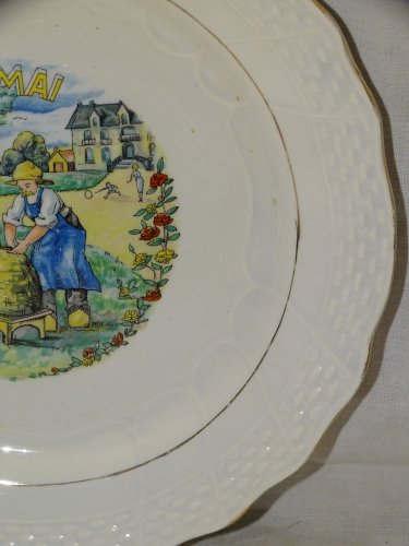 -ASSIETTE A DESSERT CERAMIQUE MOULIN DES LOUPS HAMAGE ANCIENNE MOIS de MAI   D