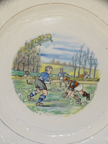 -ASSIETTE A DESSERT CERAMIQUE MOULIN DES LOUPS HAMAGE ANCIENNE MOIS FEVRIER    D