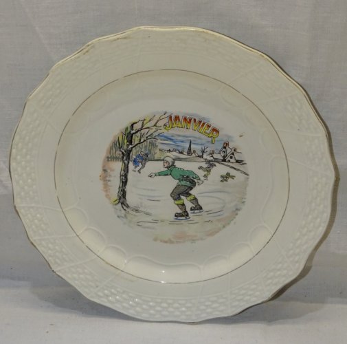 -ASSIETTE A DESSERT CERAMIQUE MOULIN DES LOUPS HAMAGE ANCIENNE MOIS JANVIER   D