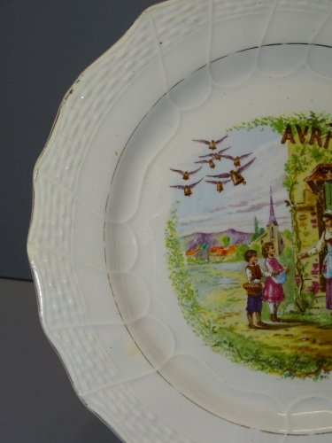 -ASSIETTE A DESSERT CERAMIQUE MOULIN DES LOUPS HAMAGE terre de fer MOIS AVRIL  D