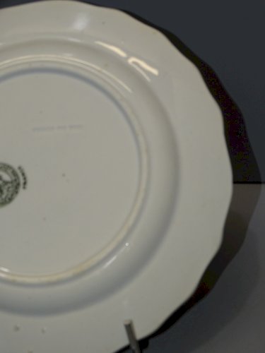 -ASSIETTE A DESSERT CERAMIQUE MOULIN DES LOUPS HAMAGE terre de fer MOIS AVRIL  D