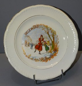 -DECORATIVE CERAMIC DESSERT PLATE FROM SAINT AMANDINOISE (marked) DECEMBER D