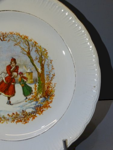 -ASSIETTE A DESSERT CERAMIQUE SAINT AMANDINOISE ( marquée)  MOIS DECEMBRE  D