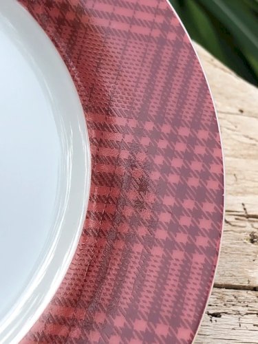 Assiette à dessert en porcelaine blanche et bordelaise