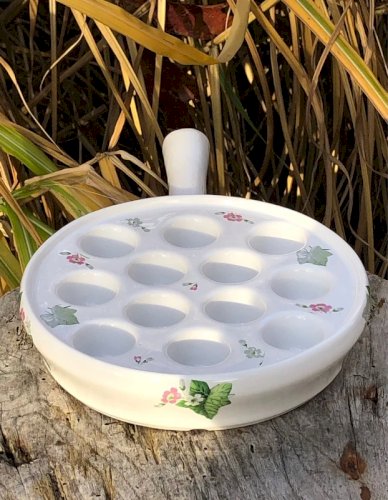 Assiette à escargots en porcelaine motifs Lierre et petites fleurs